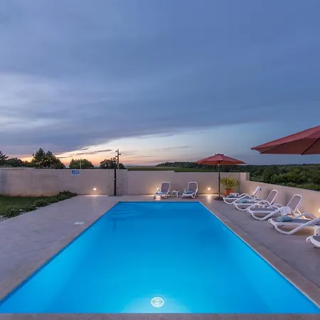 Kavaljer Villa Novigrad Istria