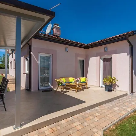 Villa Kavaljer Novigrad Istria