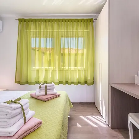 Kavaljer Novigrad Istria